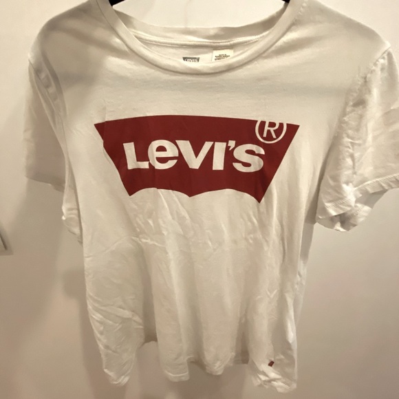 Classic Levi’s t-shirt - Picture 1 of 2